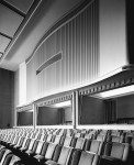 Karl Hugo Schmölz: "Stadttheater, Bad Godesberg, Zuschauerraum", 1952 © Archiv Wim Cox/Courtesy Schirmer/Mosel